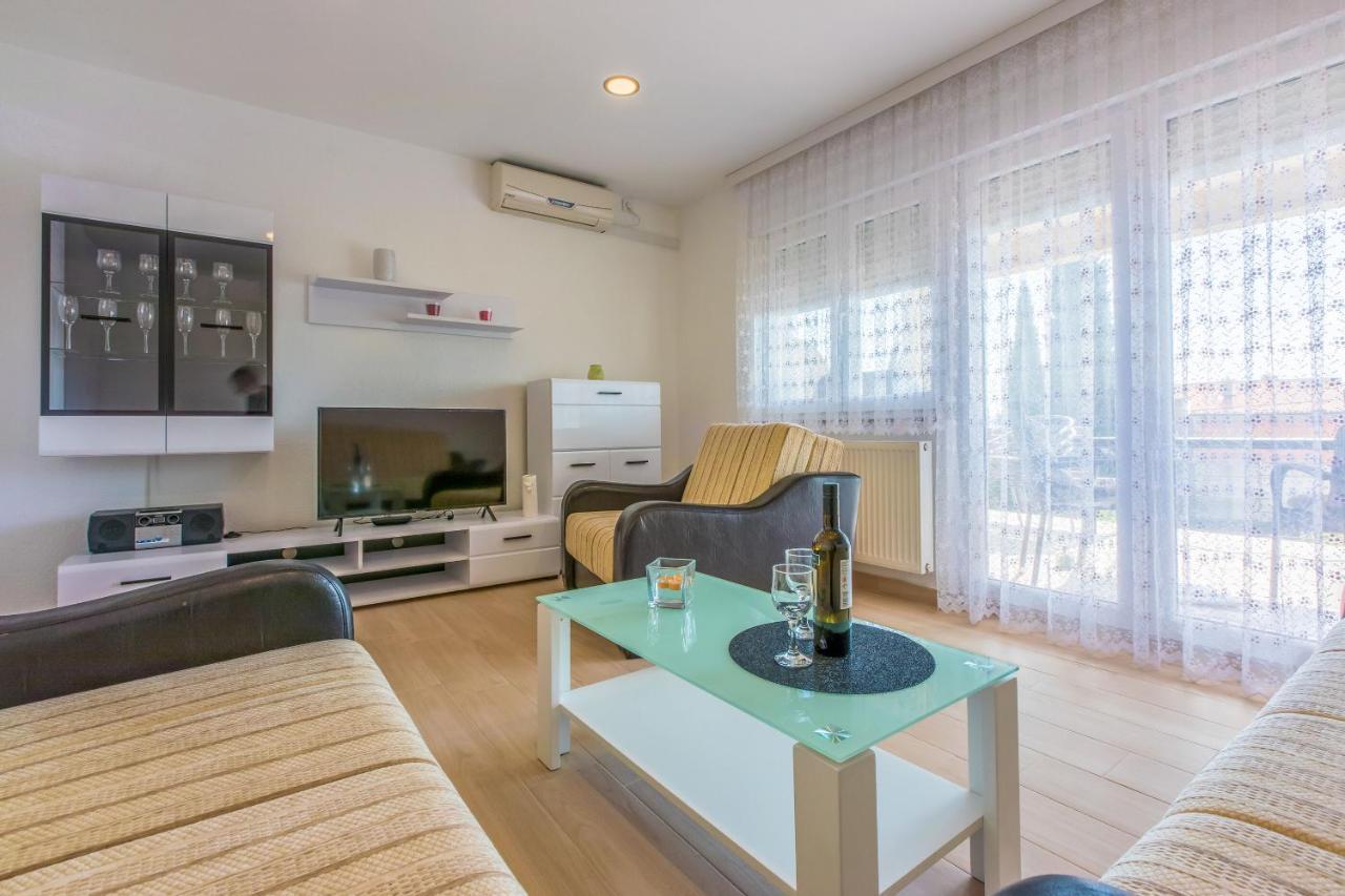 Apartments Cvetkovic Crikvenica Exterior photo